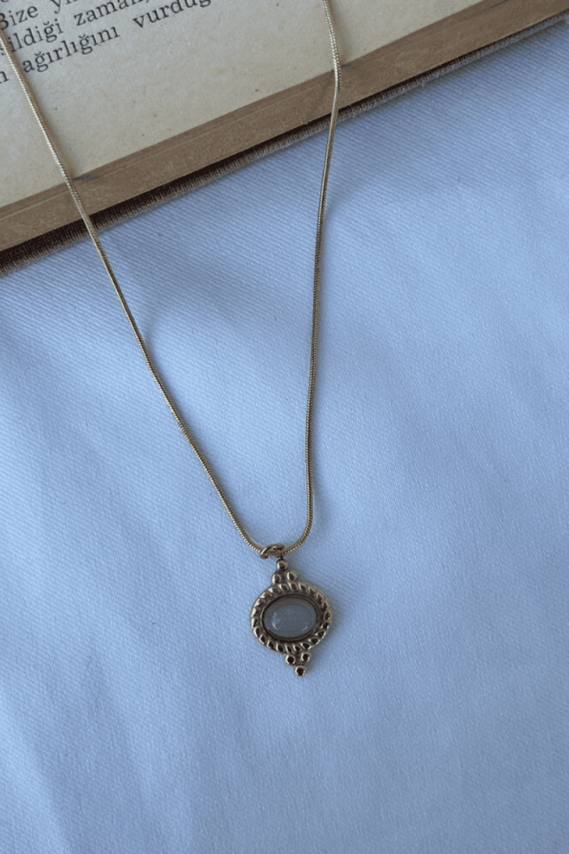 Yeşil Taş Etnik Model Kolye