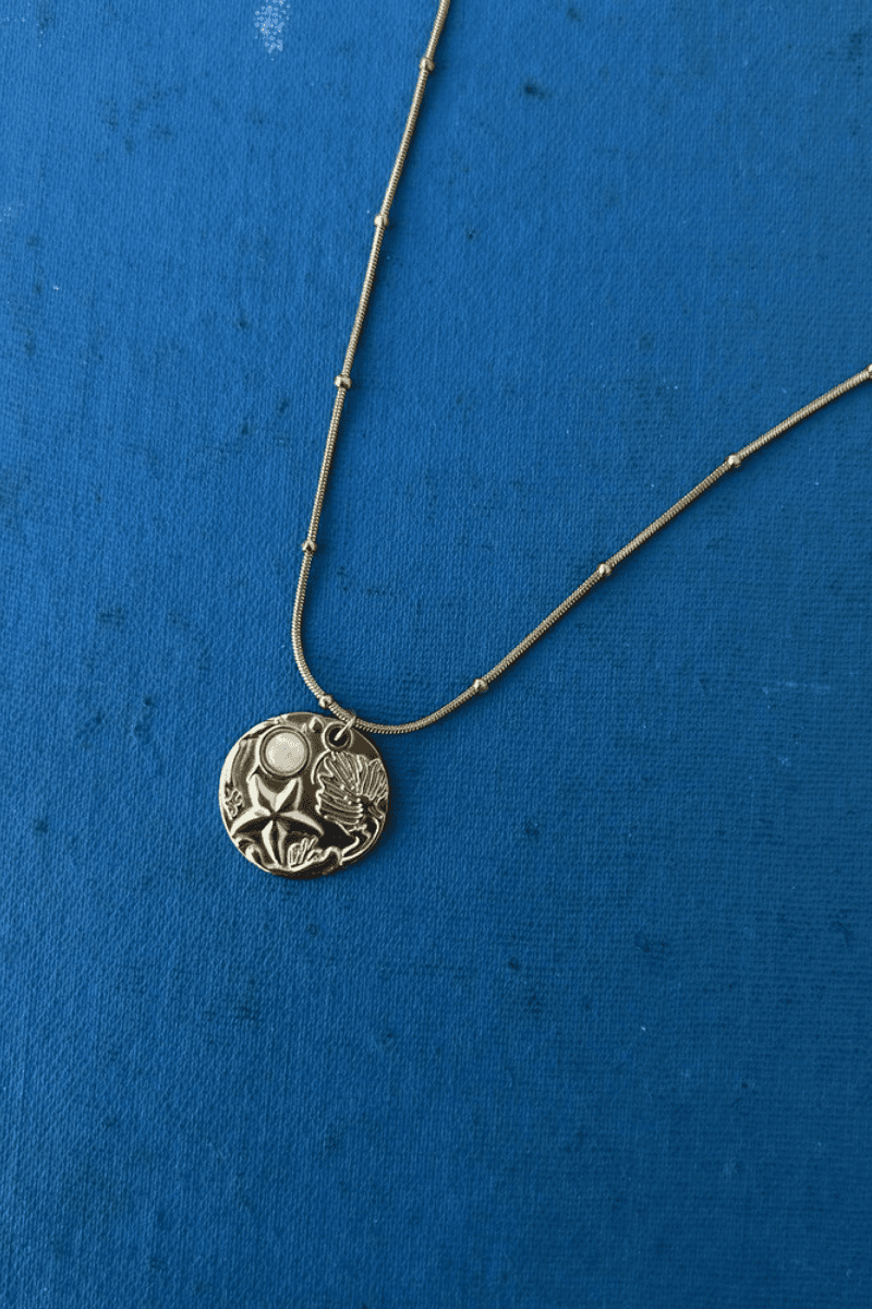 Ay Taşı Detaylı Deniz Yıldızı Plaka Kolye