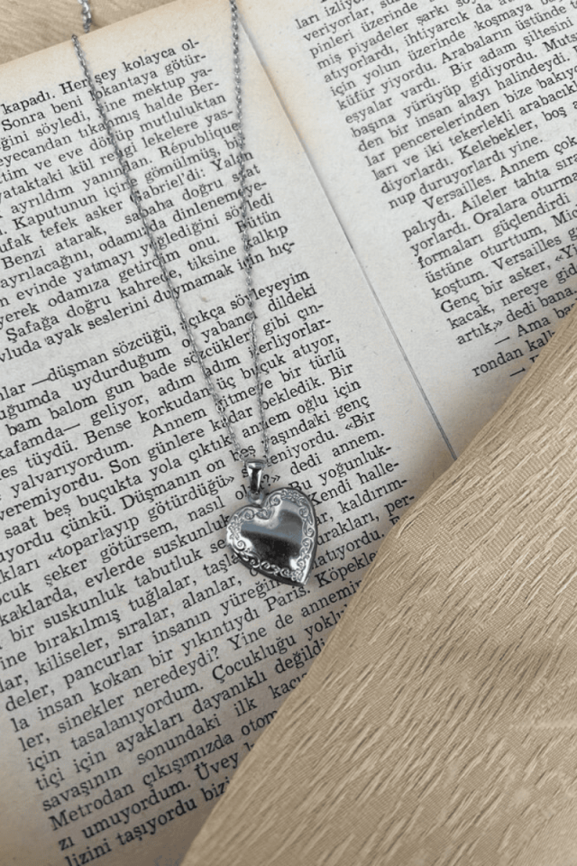 Vintage Kalp Model Açılır Kolye