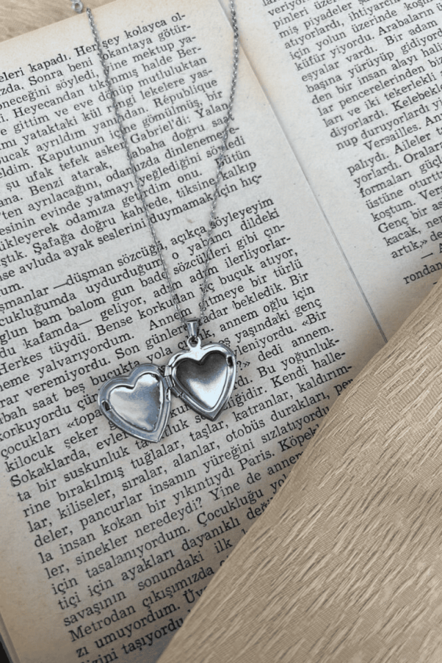 Vintage Kalp Model Açılır Kolye