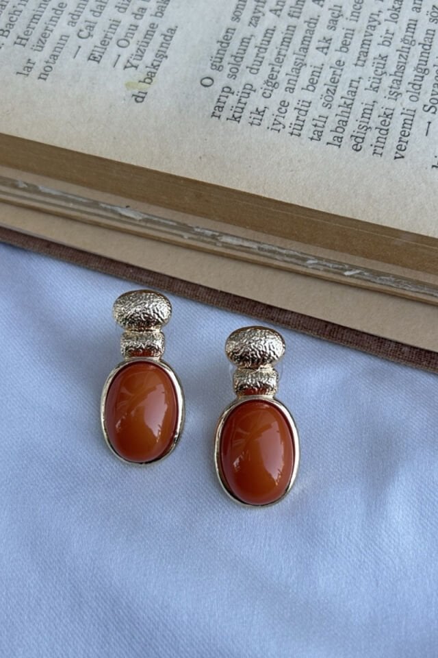 Turuncu Plaka Vintage Model Sarkıntılı Küpe