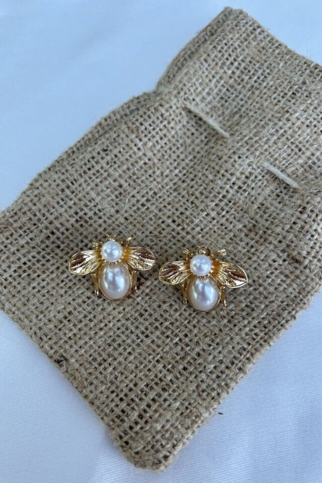 İnci Detaylı Tasarım Model Arı Küpe