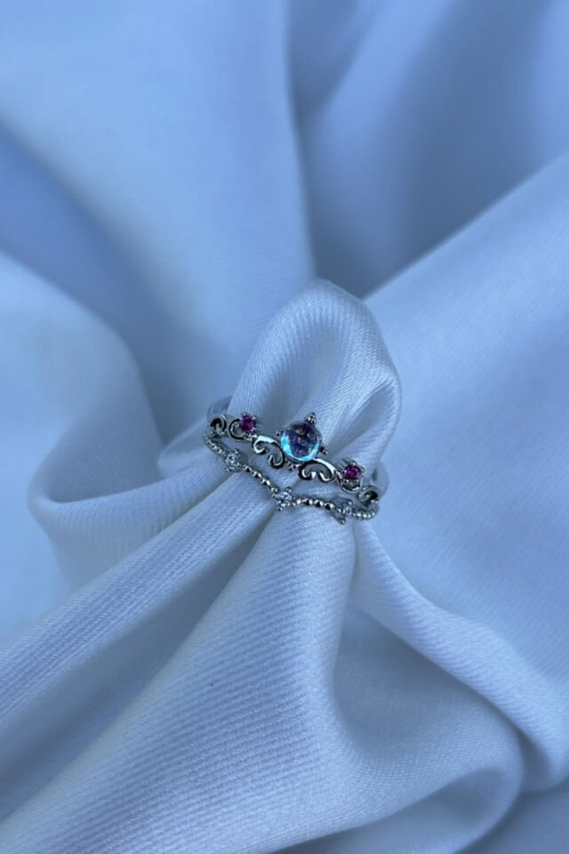 Parlak Taş Detaylı Tasarım Yüzük (silver)