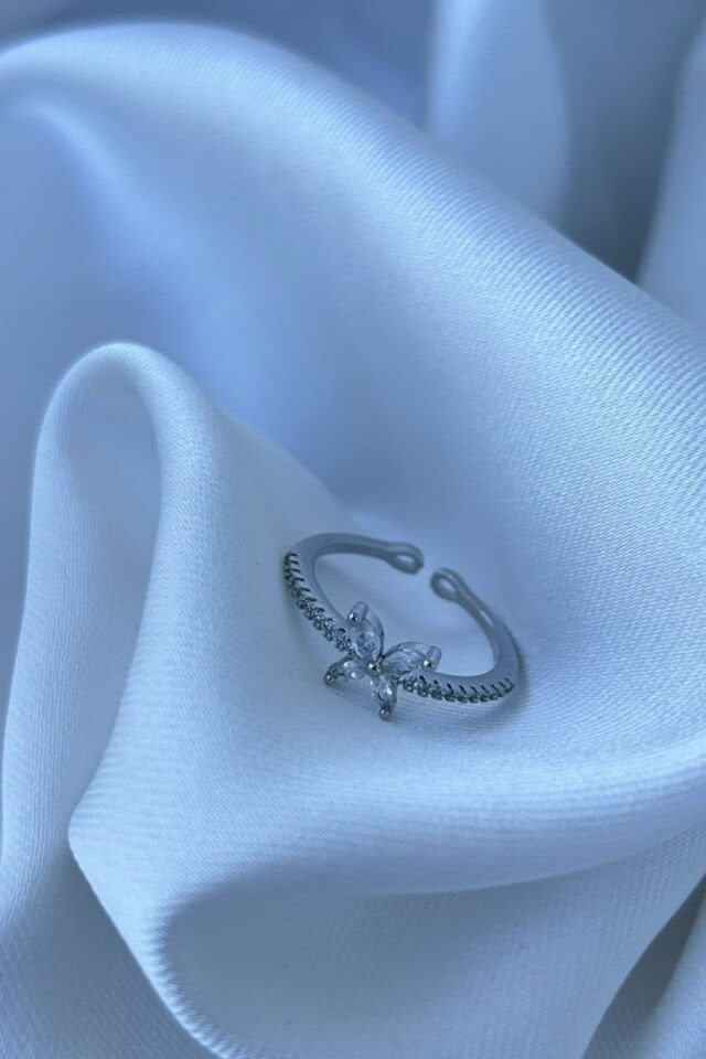 Kristal Taş Minimal Model Kelebek Yüzük (silver)