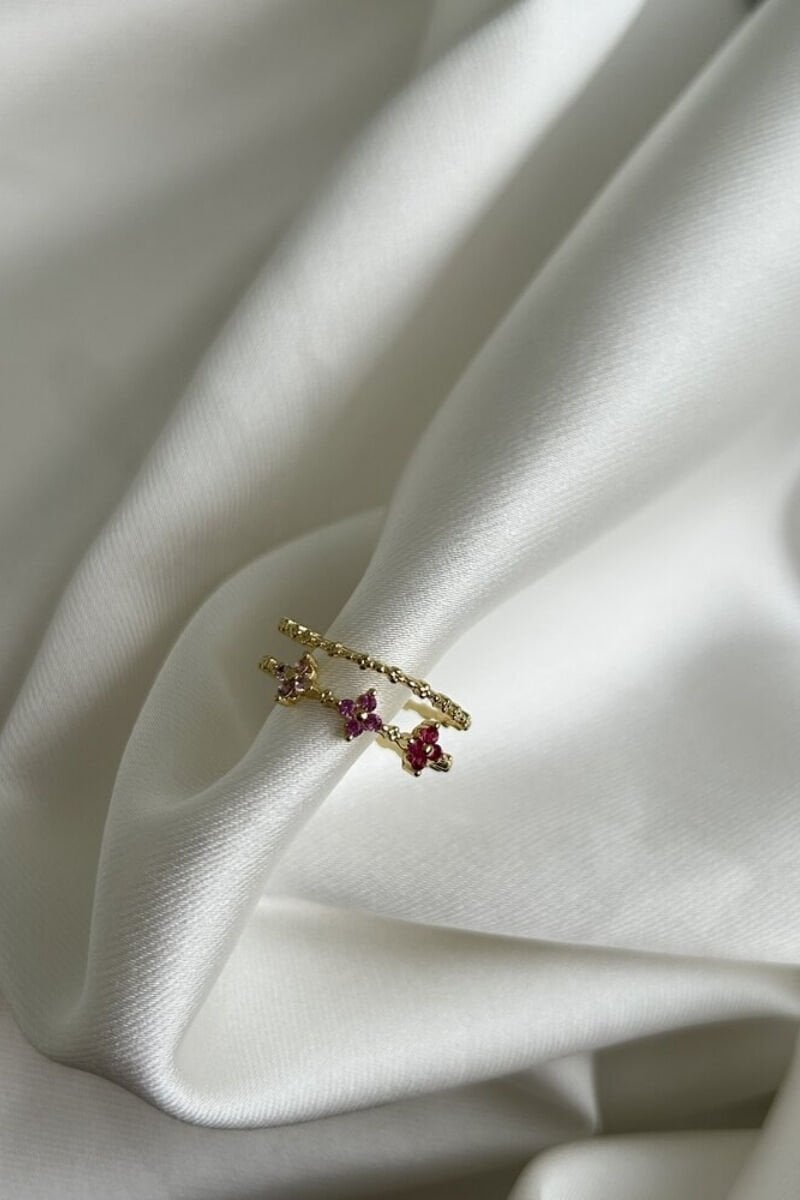 Pembe Çiçek Detaylı İkili Yüzük