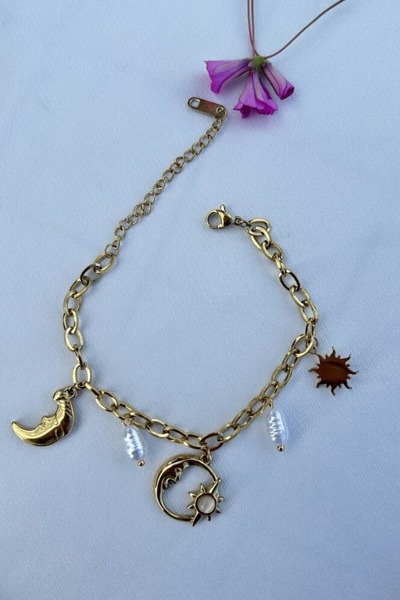Ay ve Güneş Charm Detaylı Bileklik