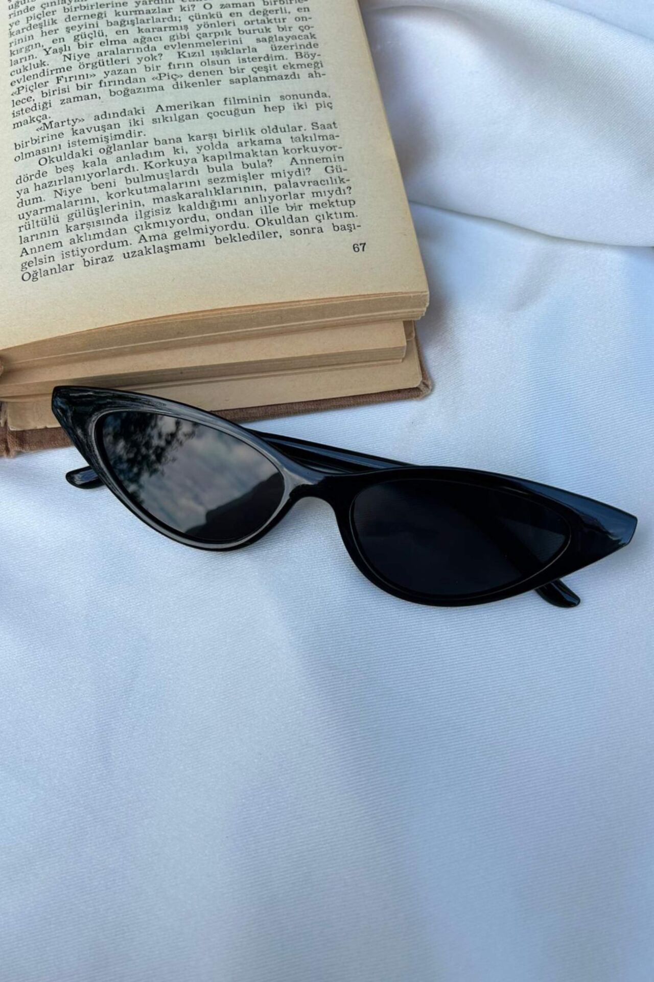 Vintage Kedi Gözü Model Siyah Gözlük