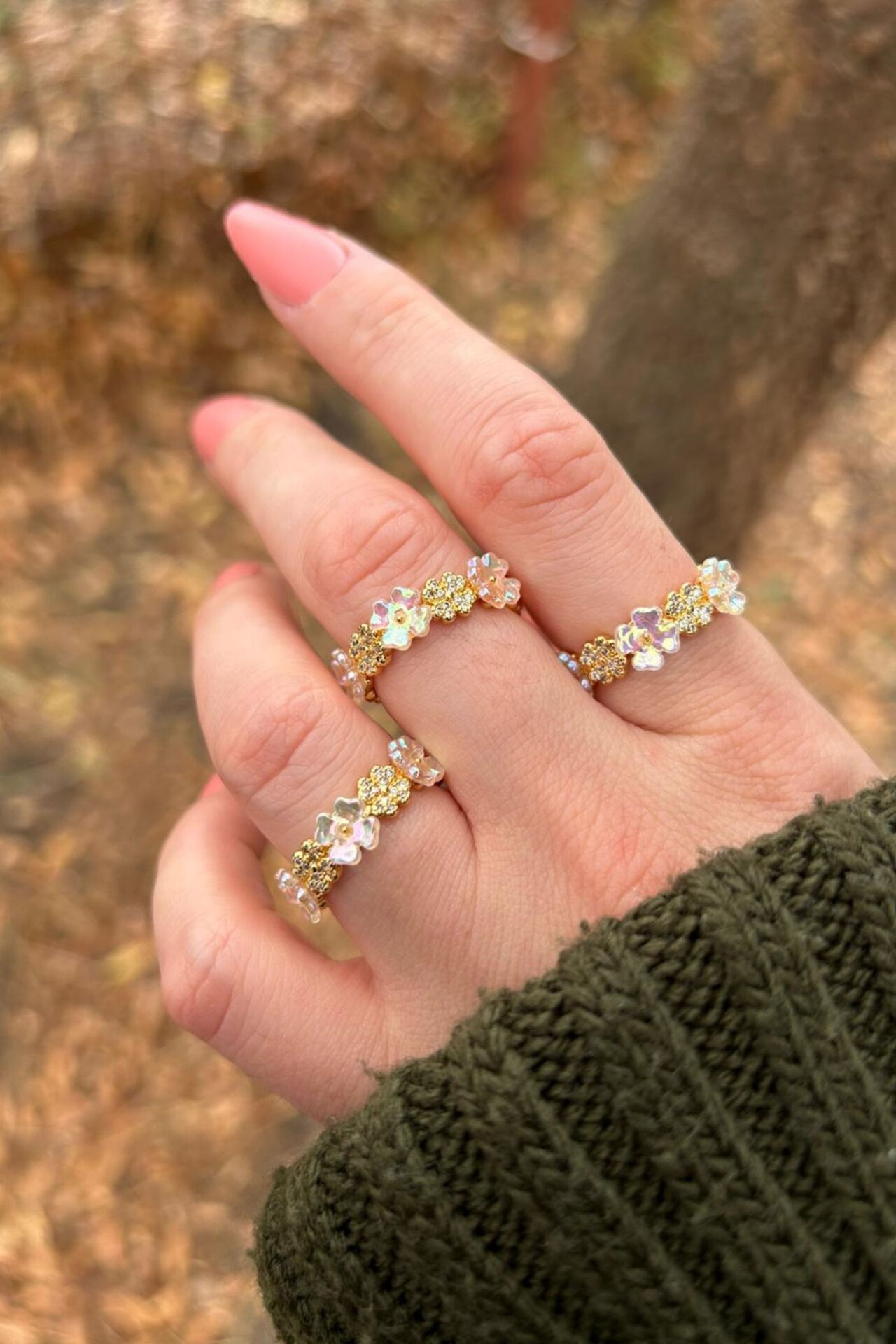 Papatya Model Taşlı Yüzük