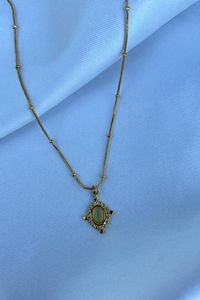 Yeşil Taş Detaylı Etnik Model Minimal Kolye