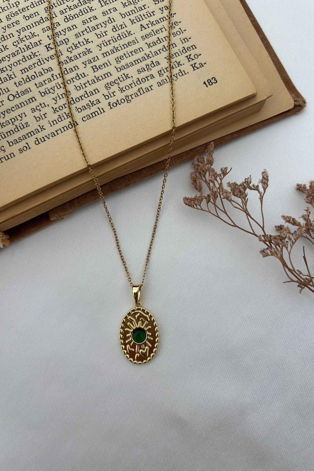 Yeşil Taş Oval Model Etnik Kolye