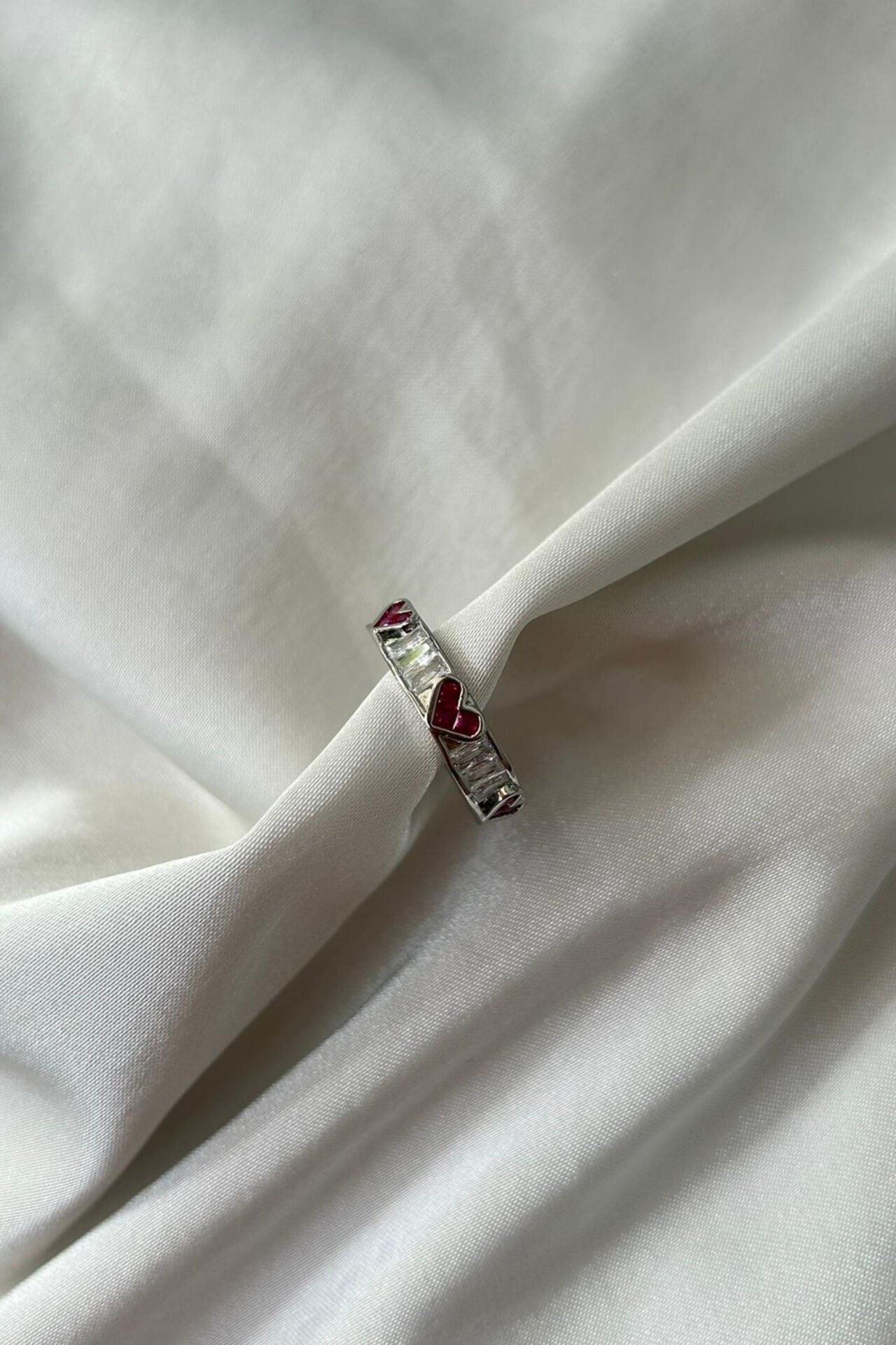 Mor Kalp Detaylı Yüzük