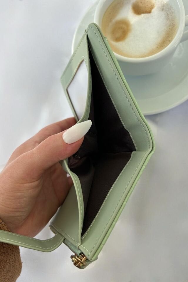 Vintage model desenli Yeşil deri model cüzdan