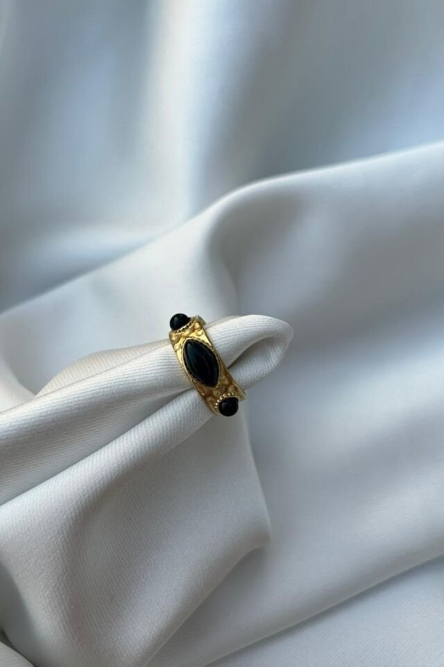 Siyah Taşlı Model Bohem Yüzük