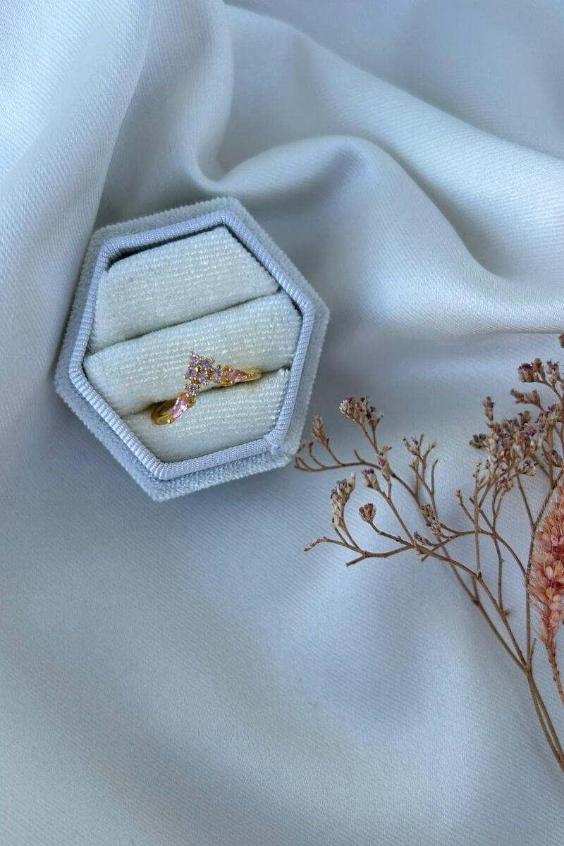 Prenses Model Minimal Tasarım Yüzük