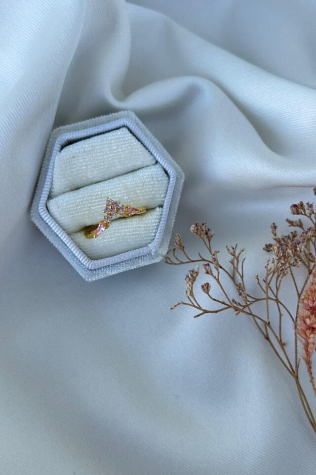 Prenses Model Minimal Tasarım Yüzük