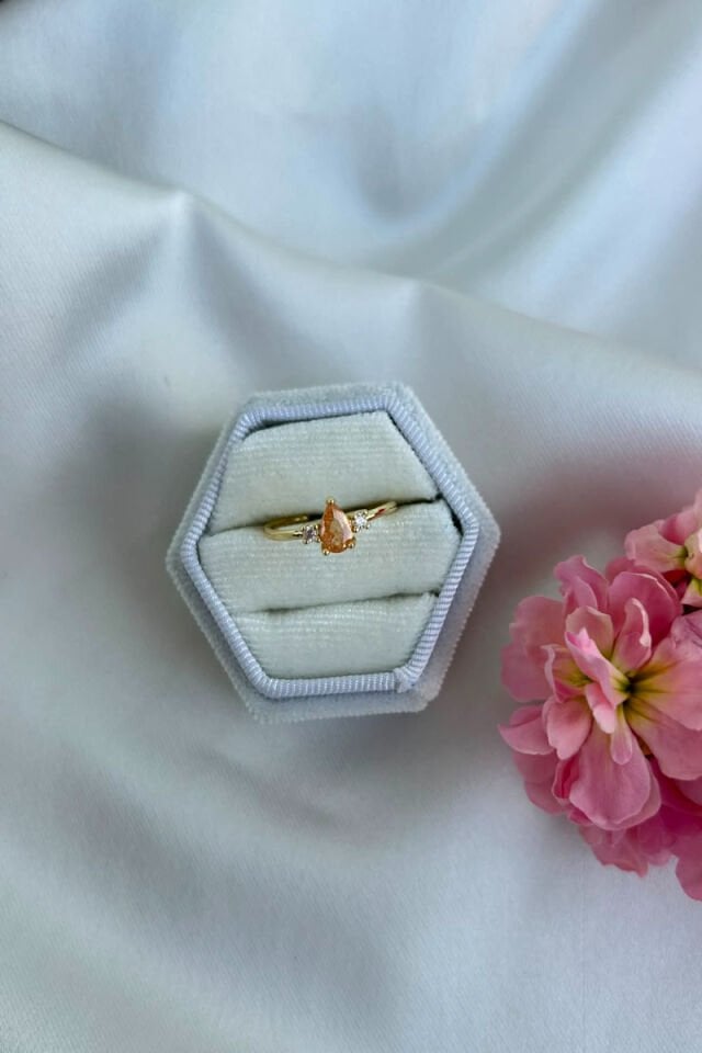 Gold Damla Model Yüzük
