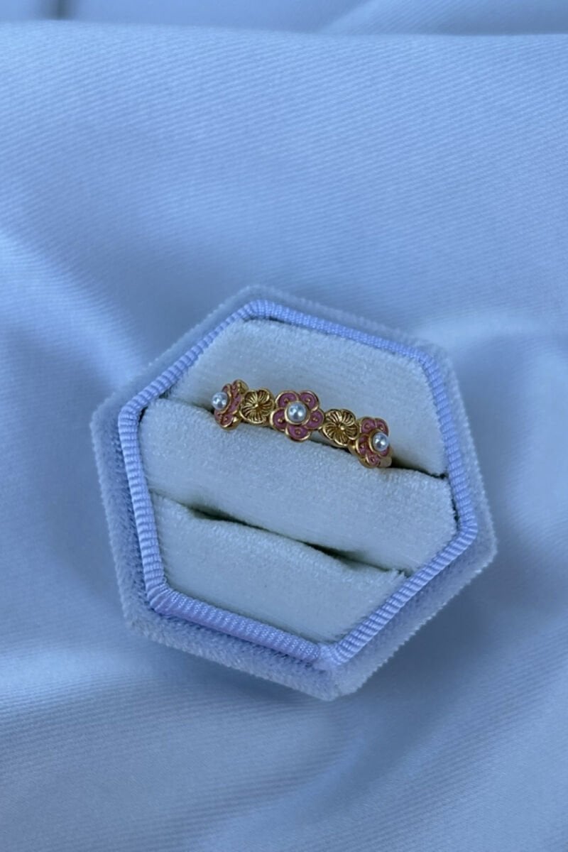 İnci Detaylı Pembe Çiçek Model Yüzük