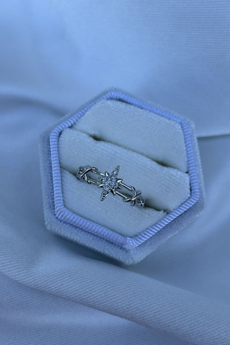 Taşlı Kutup Yıldızı Model Yüzük (silver)