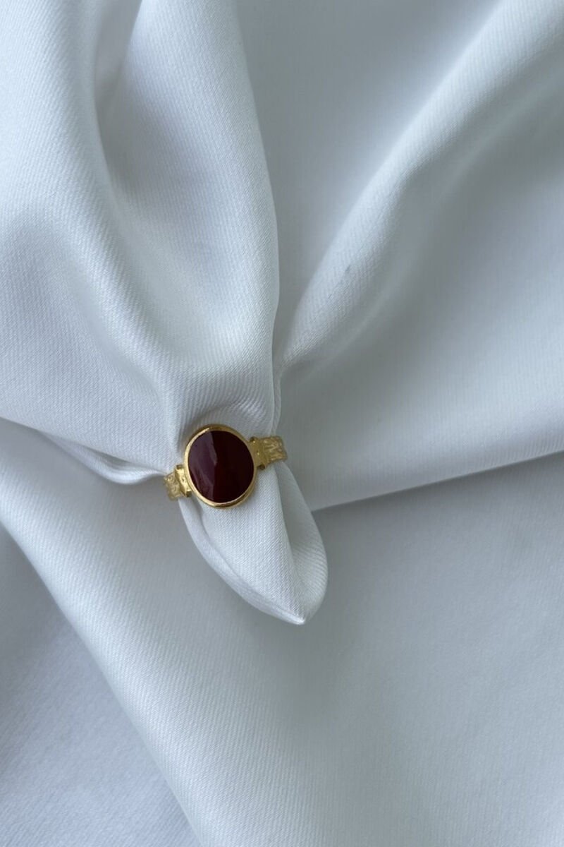 Kırmızı Oval Taş Detaylı Vintage Yüzük