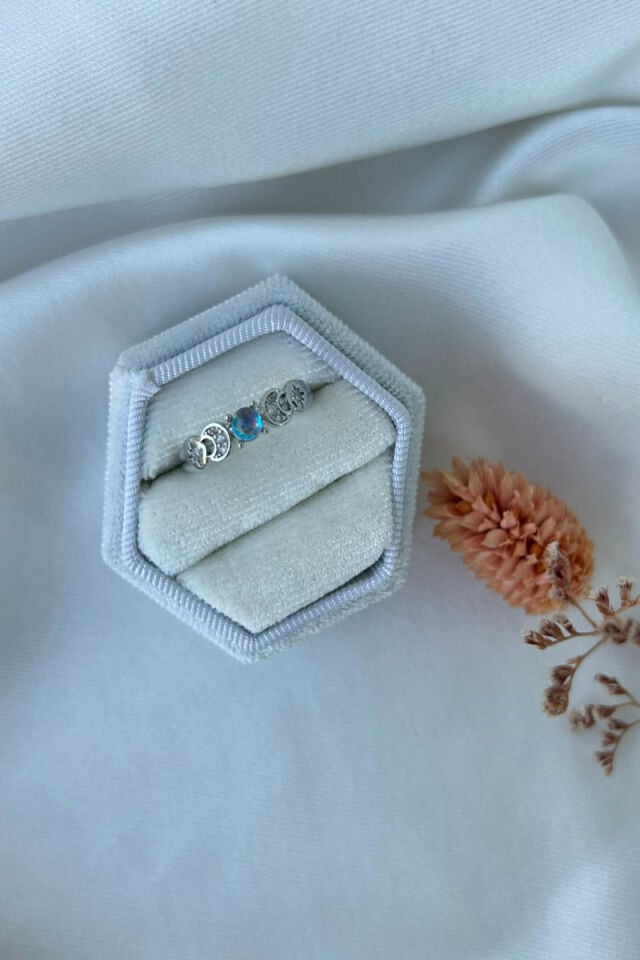 Sedefli Taş Ay Döngüsü Tasarım Yüzük(silver)