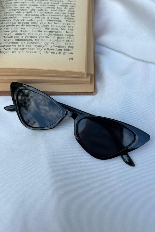 Vintage Model Tasarım Siyah Güneş Gözlüğü