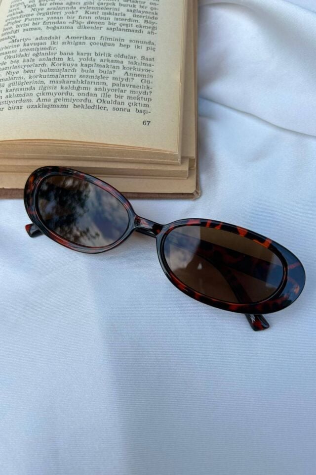 Kırmızı Çizgili Leopar Desenli Oval Model Gözlük