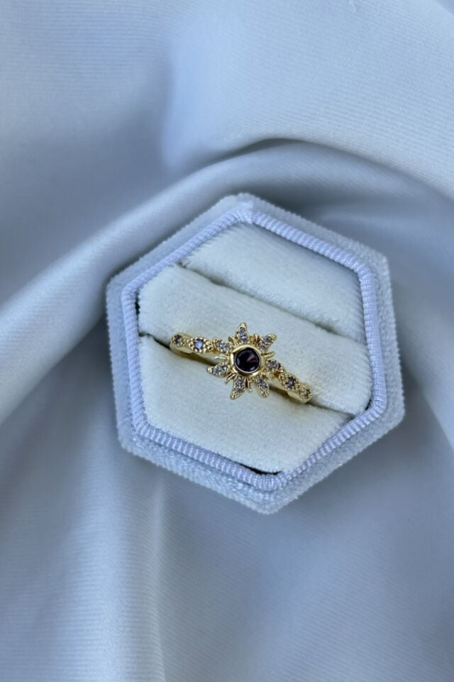 Mor Taş Güneş Model Tasarım Yüzük