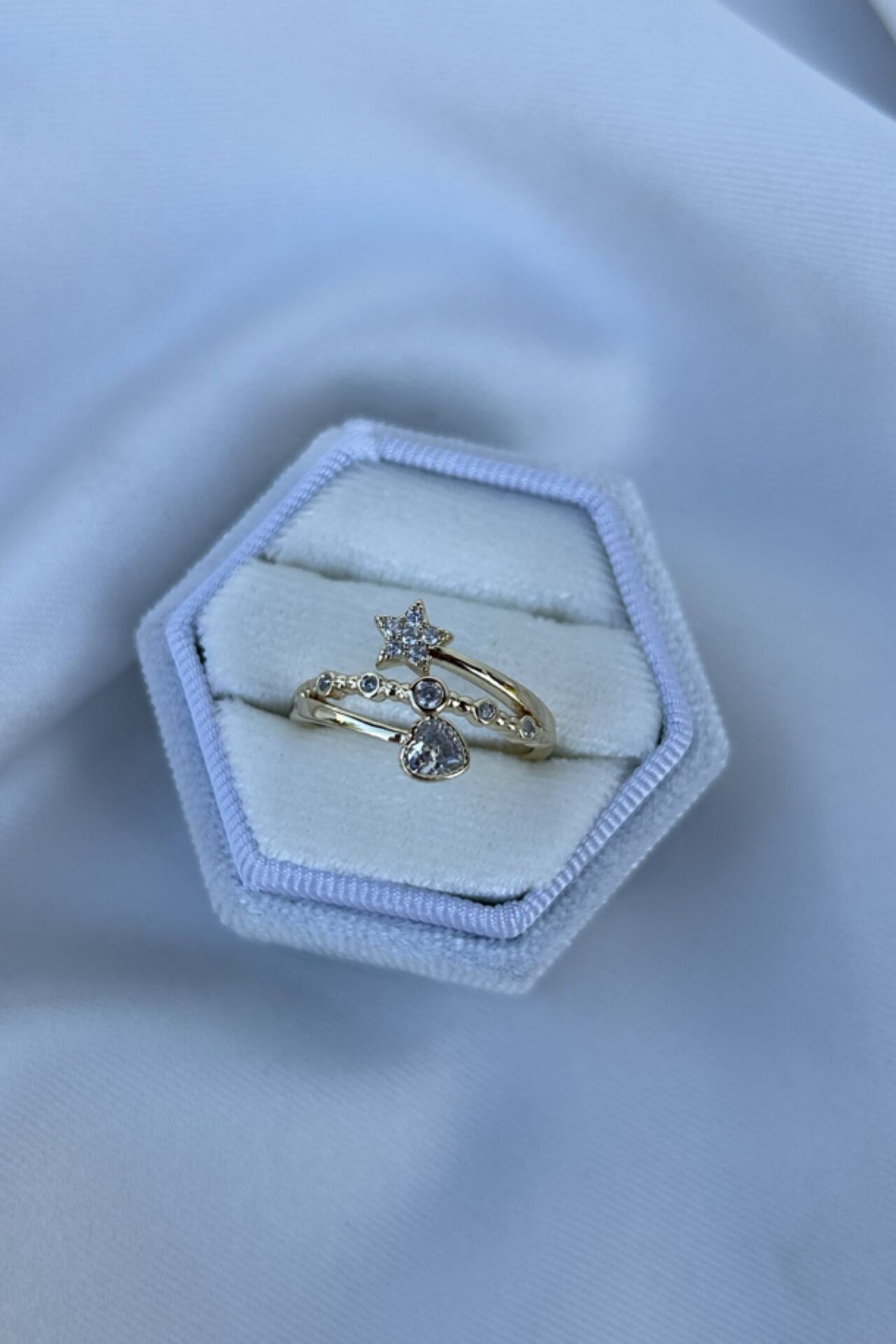 Kristal Kalp ve Yıldız Detaylı Tasarım Yüzük