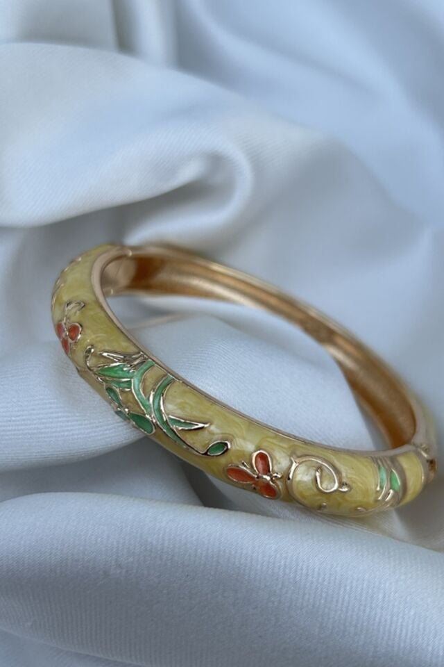 Yeşil Çiçek Detaylı Sarı Mineli Bileklik