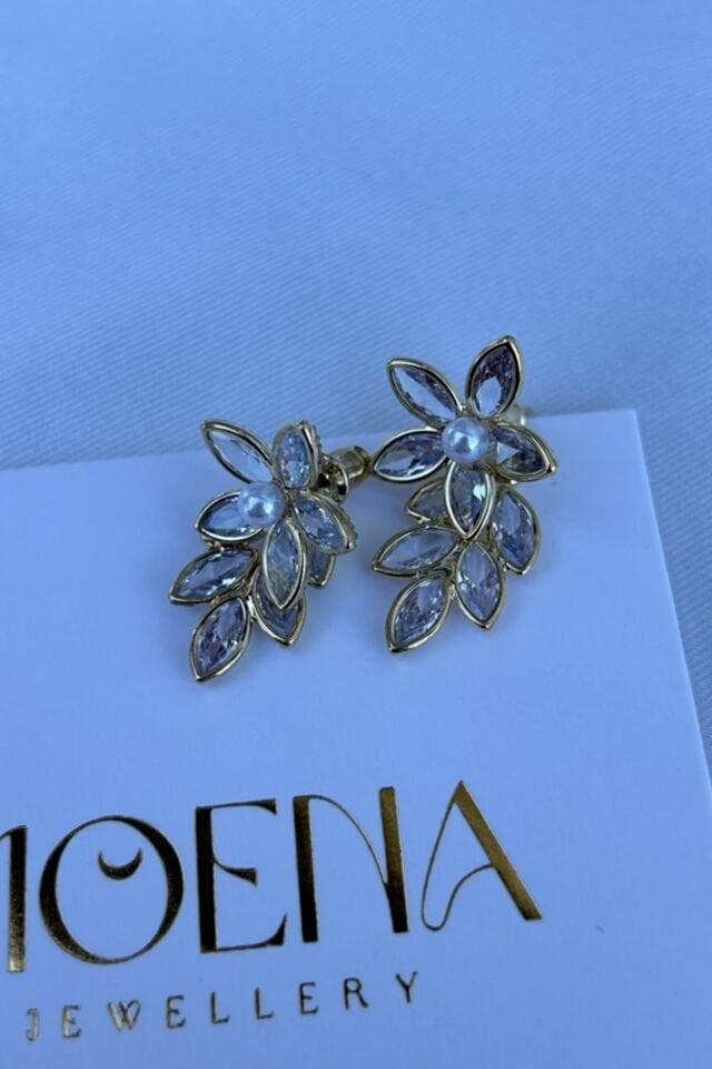 İnci Detaylı Kristal Sarkıntılı Çiçek Küpe