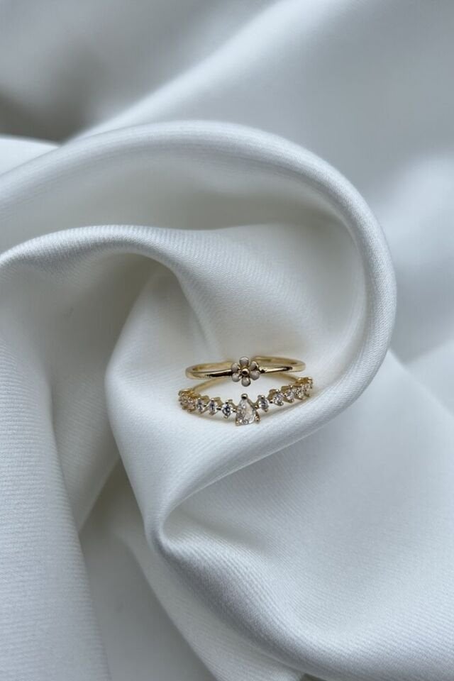 Kristal Taş ve Çiçek Detaylı İkili Yüzük