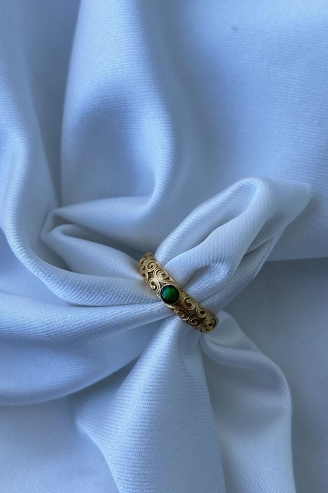 Yeşil Taş Detaylı Etnik Model Vintage Yüzük