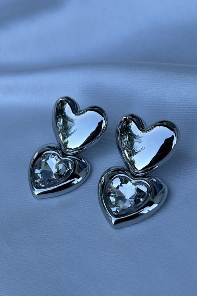 Tasarım Kalp Model Sarkıntılı Kristal Taş Küpe