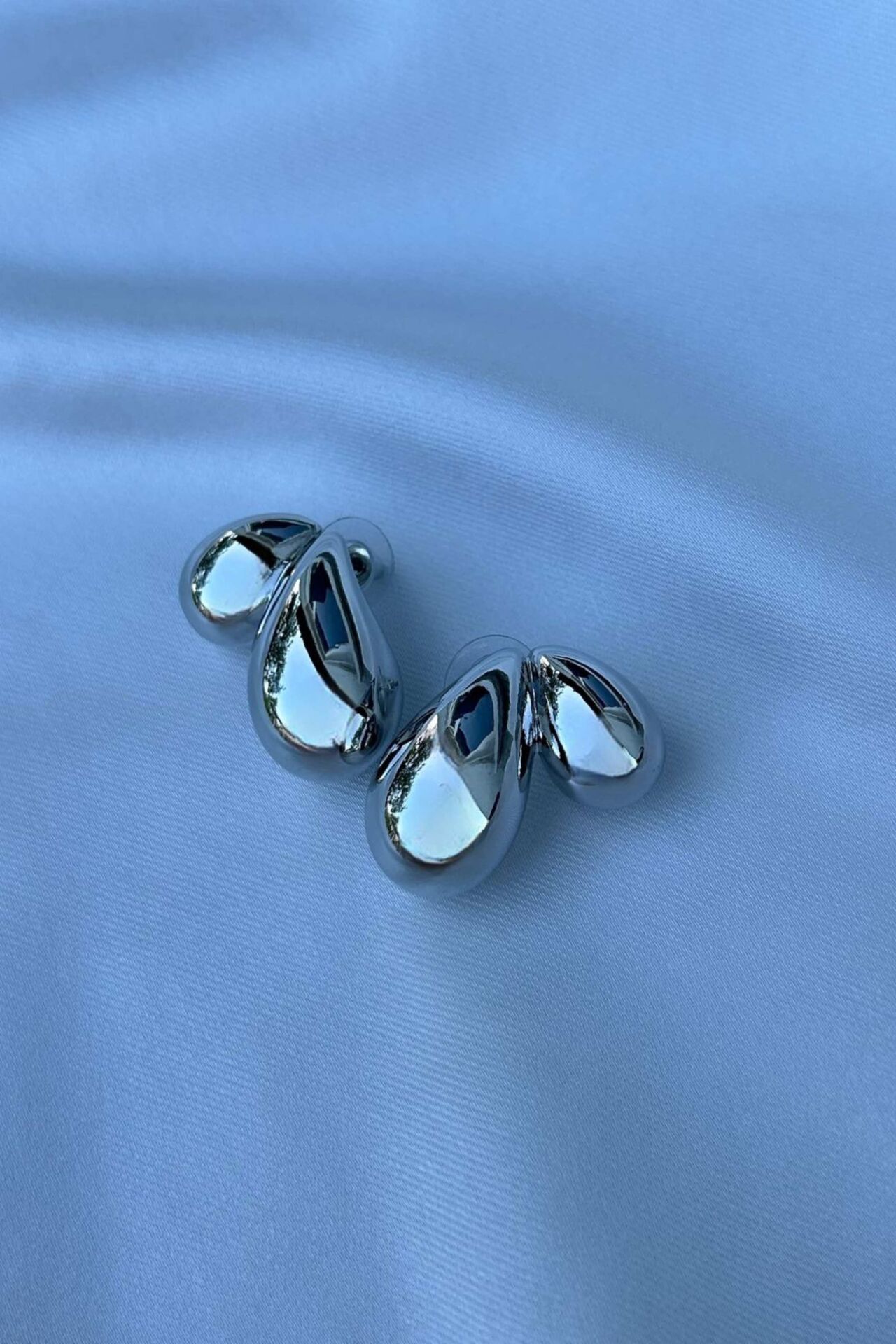 İkili Görünüm Damla Model Küpe