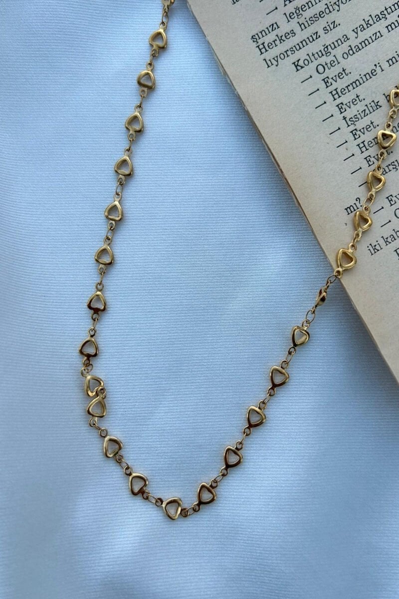 Minimal Model Kalp Detaylı Kolye