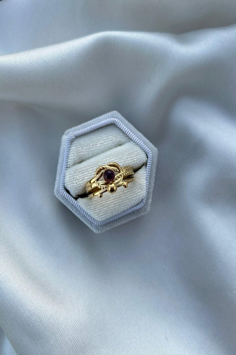 Etnik Model Mor Taş Detaylı Tasarım Yüzük