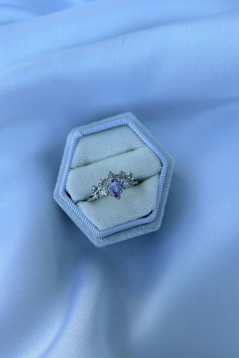Damla Taş Parlak Model Tasarım Yüzük (Silver)