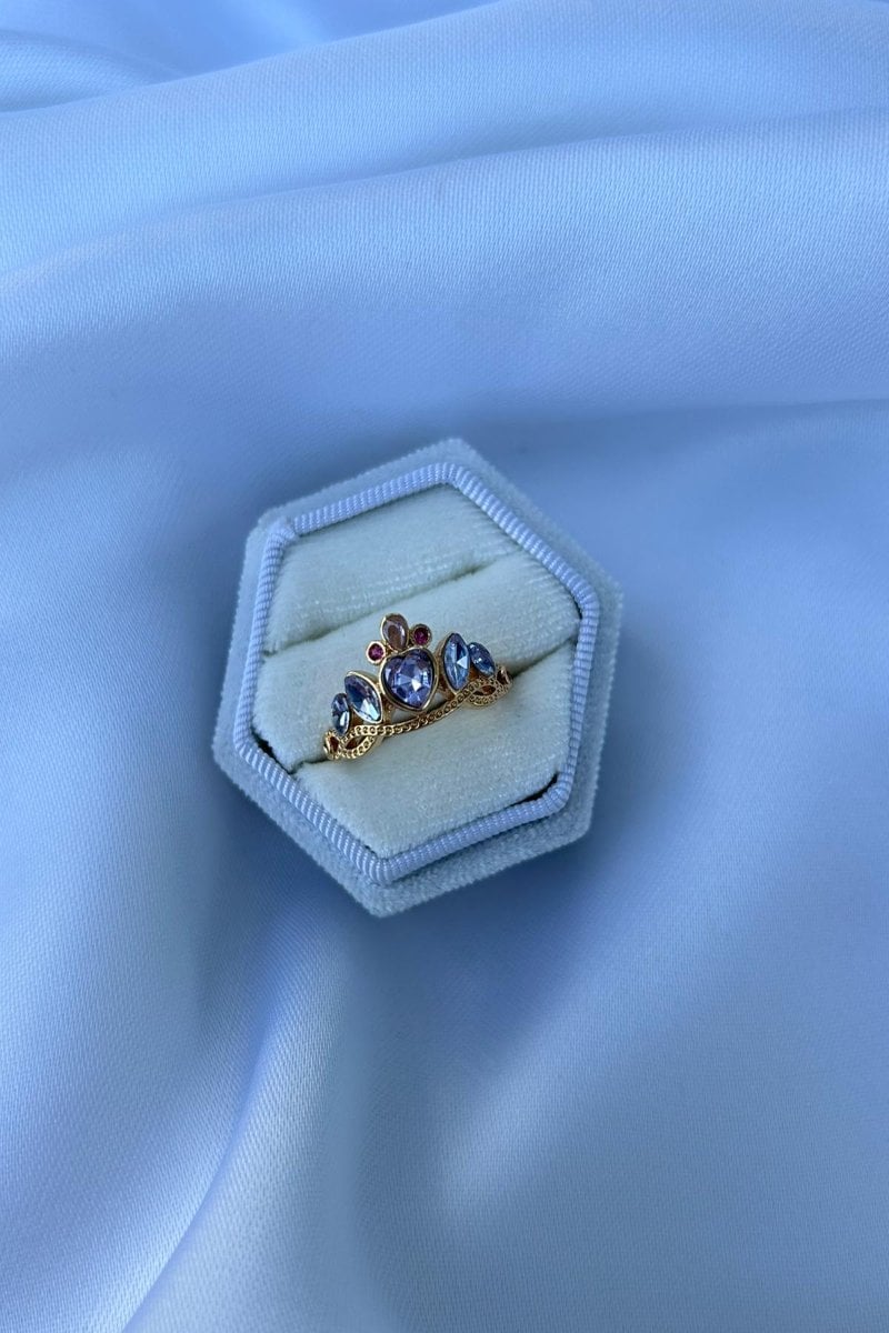 Parlak Taş Taç Model Tasarım Yüzük