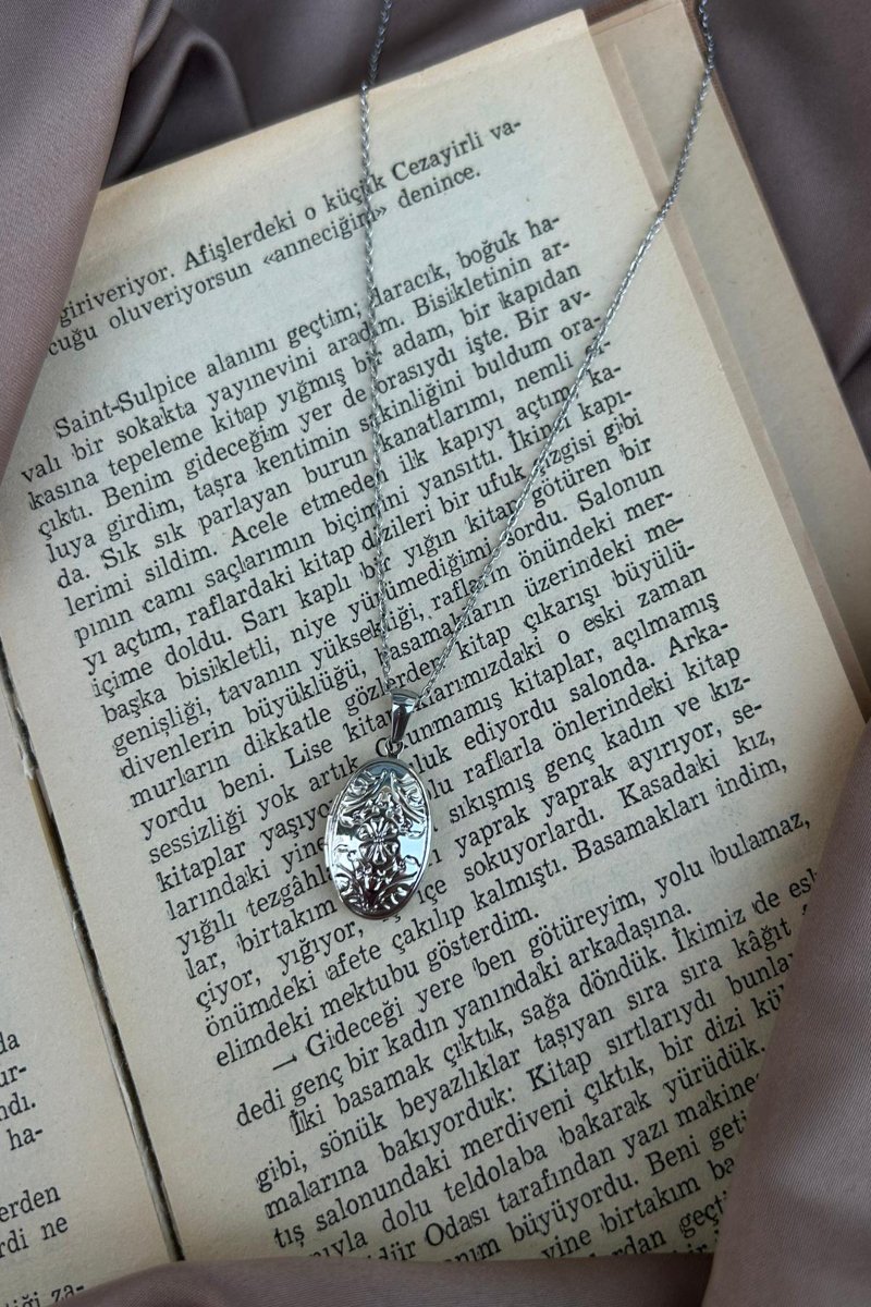 Vintage Oval Model İşlemeli Açılır Kolye (Silver)