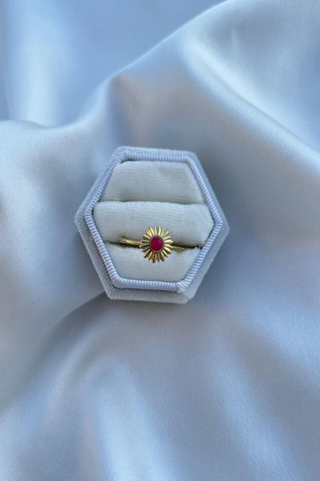 Çiçek Model Vintage Yüzük