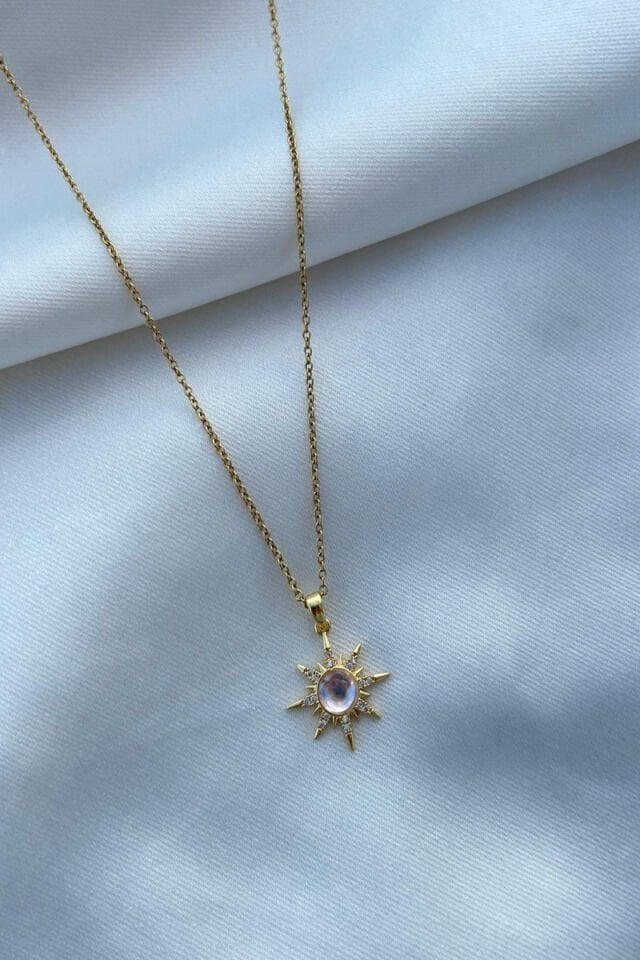 Kristal Taş Güneş Model Kolye