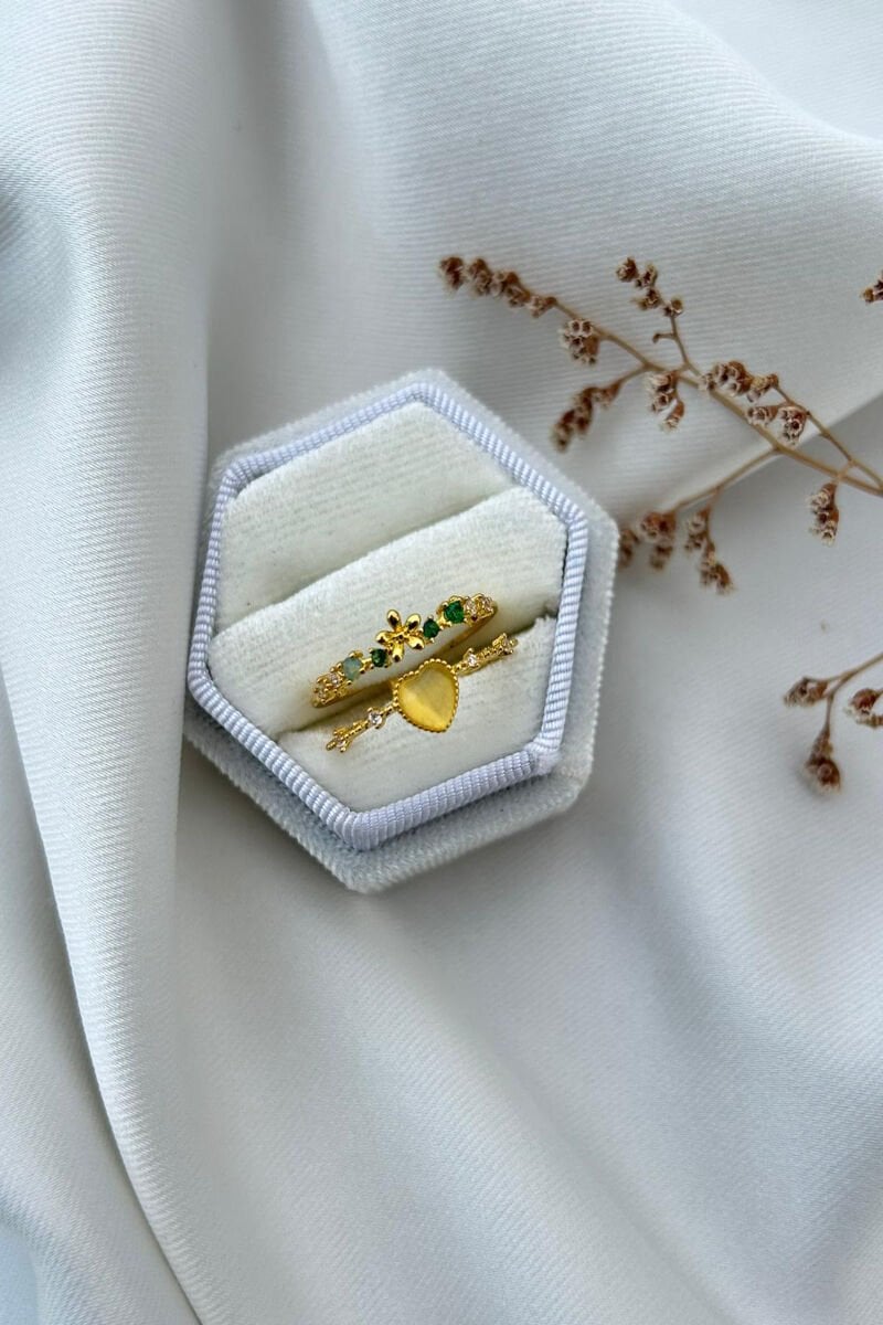 Kalp Detaylı İkili Görünüm Yüzük