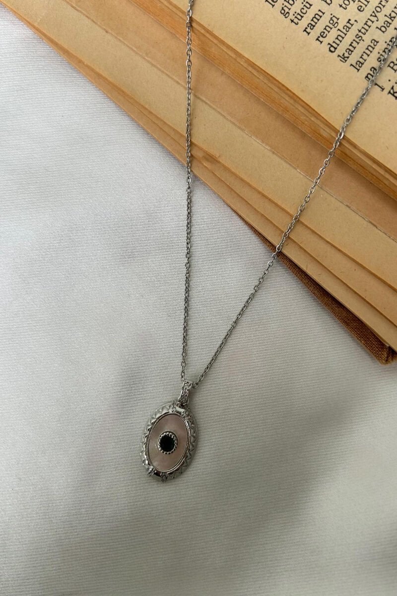 Yeşil Taş Detaylı Oval Model Plaka kolye