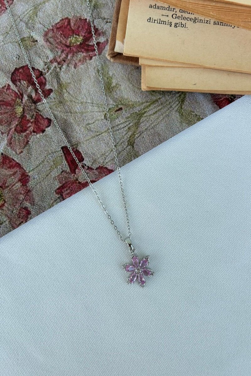 Kristal Pembe Çiçek Tasarım Kolye(islver)
