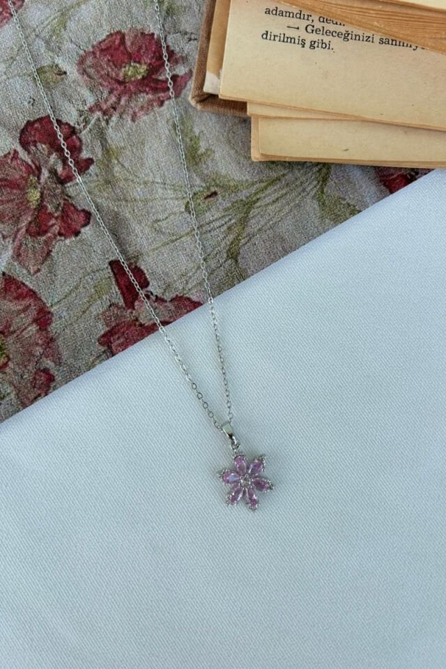 Kristal Pembe Çiçek Tasarım Kolye(islver)