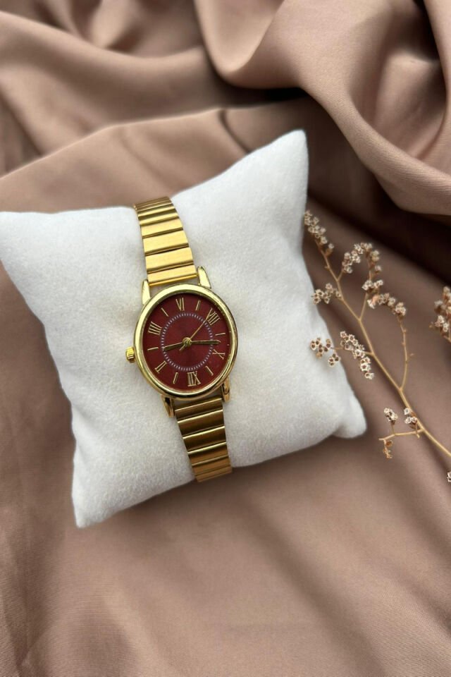 Oval Bordo Detay Tasarım Saat