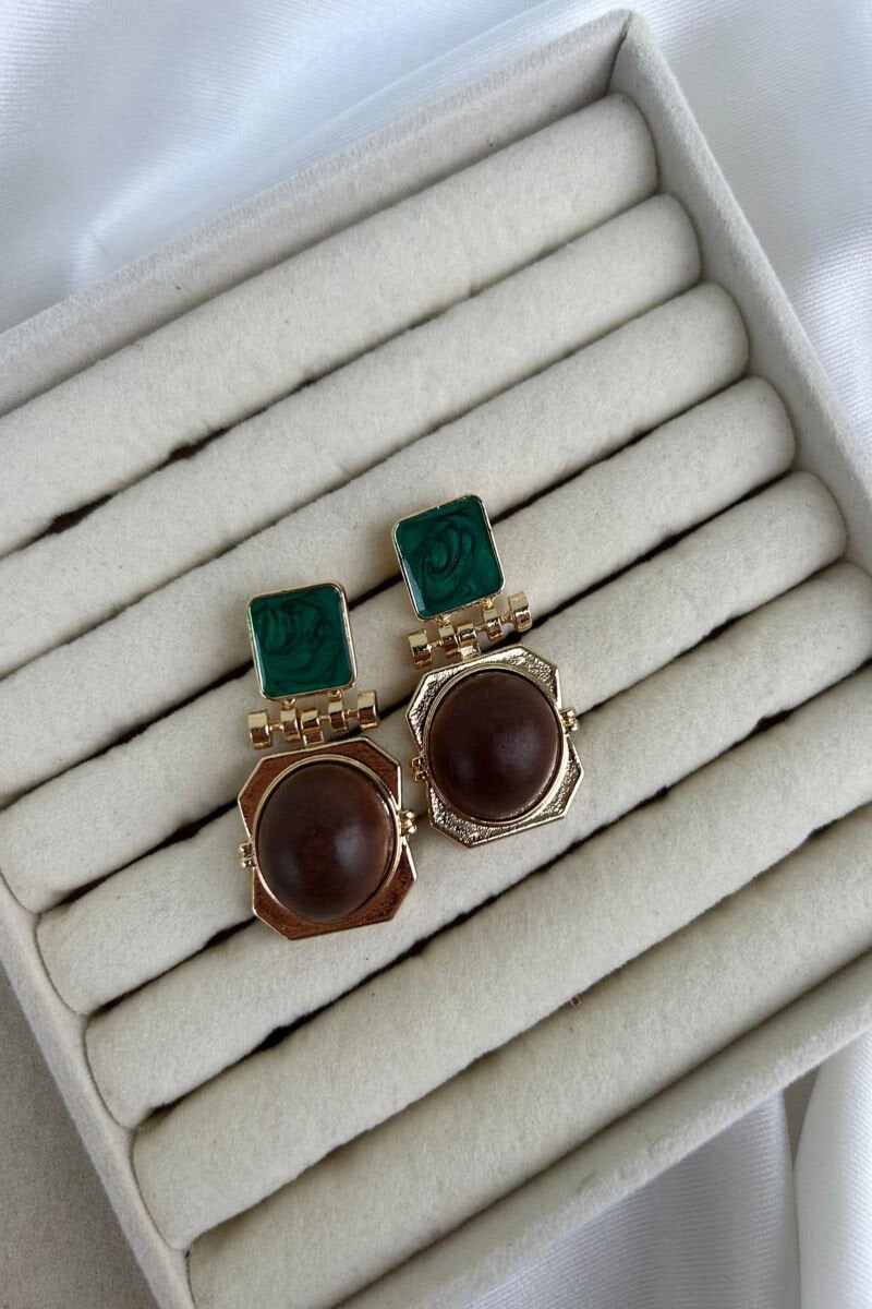 Kahverengi ve Yeşil Taş Tasarım Model Küpe