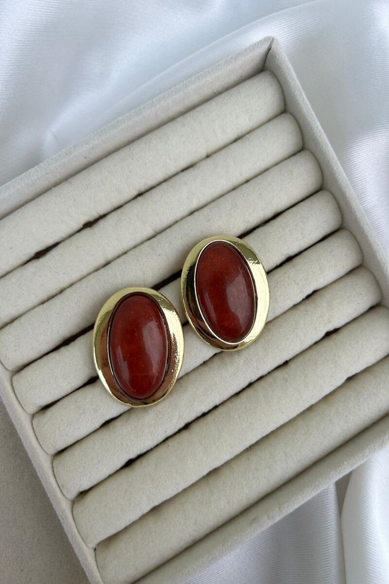 Kırmızı Yansımalı Oval Model Küpe