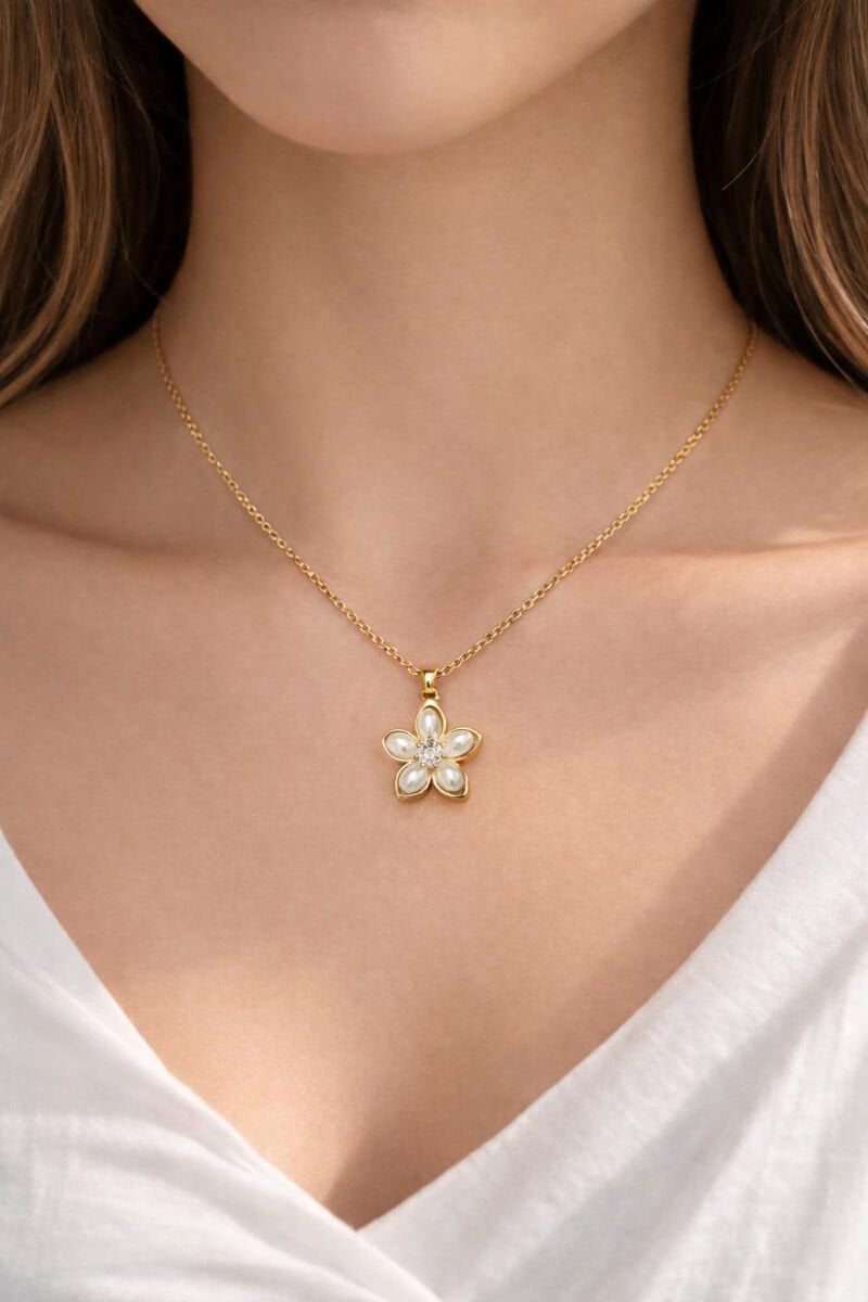 İnci Papatya Motel Tasarım Kolye