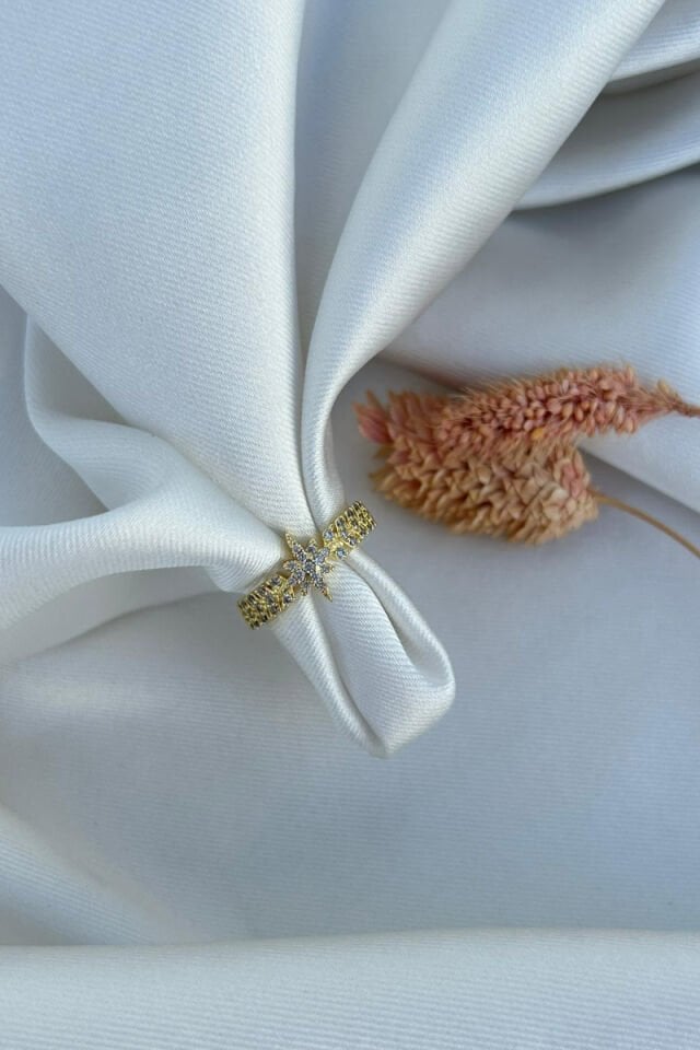 Kutup Yıldızı Taşlı Tasarım Yüzük